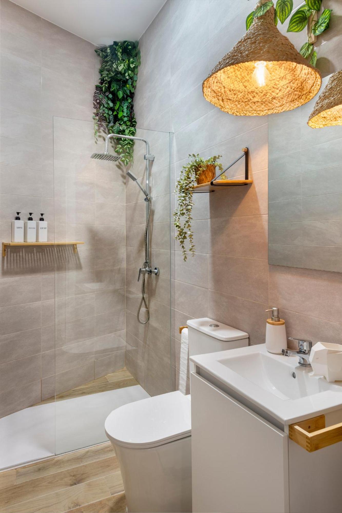 Calma Muralla House-Two Bedrooms & Two Bathrooms Seville Exterior photo